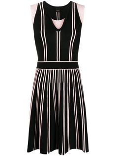 Pinko платье тонкой вязки с плиссировкой