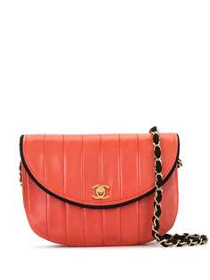 Chanel Pre-Owned сумка на плечо с закругленным откидным клапаном