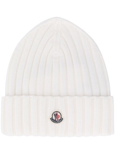 Moncler шапка бини в рубчик с нашивкой-логотипом