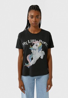 Футболка Stradivarius