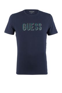 Синяя футболка с логотипом бренда Guess