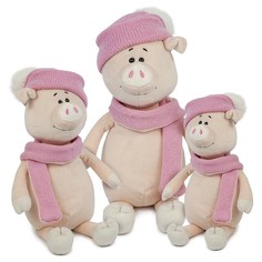 Мягкая игрушка Maxitoys Свинка Глаша в шапке и шарфе, 28 см