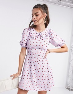 Короткое приталенное платье с цветочным принтом и отделкой на воротнике ASOS DESIGN-Фиолетовый