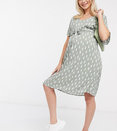 Свободное платье с запахом и принтом Mamalicious-Мульти Mama.Licious