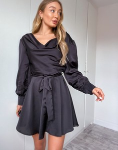 Черное короткое приталенное платье Missguided-Черный