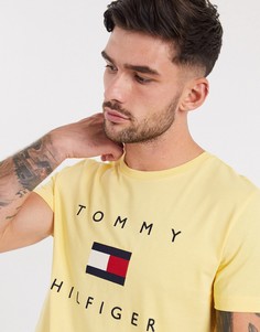 Желтая футболка с вышитым логотипом-флагом Tommy Hilfiger-Желтый