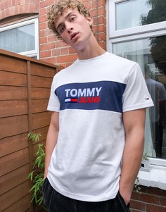 Белая футболка со вставкой и логотипом на груди Tommy Jeans-Белый