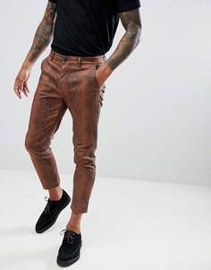 Узкие укороченные брюки со змеиным принтом ASOS DESIGN-Коричневый