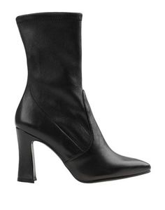 Полусапоги и высокие ботинки Stuart Weitzman