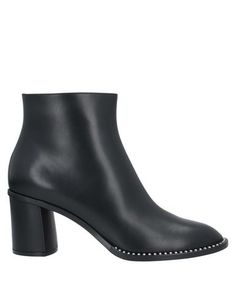 Полусапоги и высокие ботинки Casadei