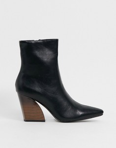 Черные туфли из искусственной кожи на каблуке Truffle Collection-Черный