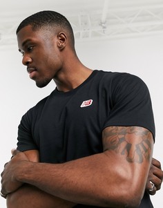Черная футболка с логотипом New Balance-Черный