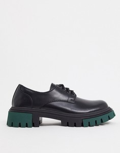 Черные броги на массивной подошве с зелеными вставками Koi Footwear-Черный
