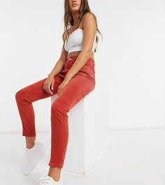 Джинсы рыжего цвета с завышенной талией Missguided Petite-Оранжевый