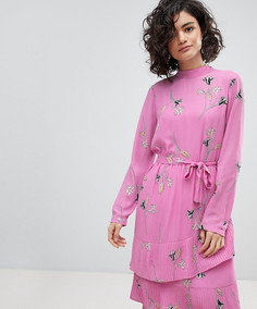Розовое платье миди с цветочным принтом и завязкой Vero Moda-Розовый