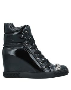 Полусапоги и высокие ботинки Casadei