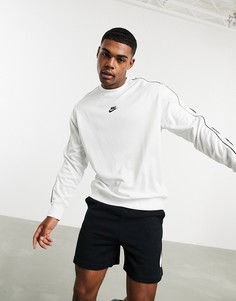 Белый свитшот с отделкой кантом с логотипом Nike Repeat Pack