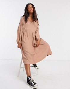 Фактурное свободное платье миди ASOS DESIGN-Коричневый