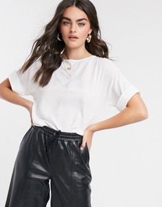 Футболка цвета слоновой кости с отворотами на рукавах ASOS DESIGN-Белый