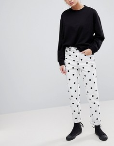 Монохромные джинсы в винтажном стиле в горошек ASOS DESIGN ritson-Белый