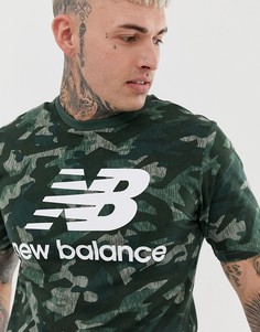Зеленая футболка с камуфляжным принтом New Balance-Зеленый