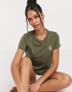 Футболка цвета хаки в стиле casual с логотипом Calvin Klein-Зеленый