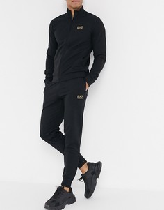 Черный махровый спортивный костюм с золотистым логотипом Armani EA7