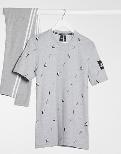 Серая футболка с принтом adidas-Серый
