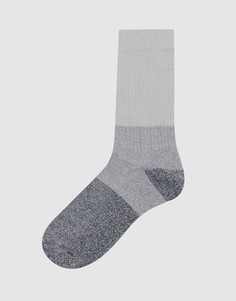 Серые спортивные носки ASOS DESIGN-Серый