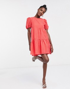 Свободное ярусное платье в клетку Glamorous-Красный