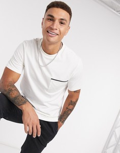 Светло-бежевая футболка с карманом River Island-Белый
