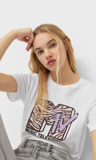 Stradivarius Футболка С Принтом Mtv Женская Коллекция Белый S