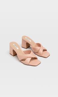 Stradivarius Стеганые Босоножки На Каблуке Женская Коллекция Цвет Макияжа 38