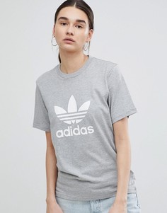 Серая оversize-футболка с логотипом-трилистником adidas Originals-Серый