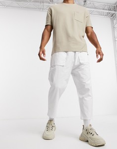 Белые брюки заниженного кроя ASOS DESIGN-Белый