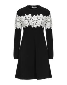 Короткое платье Valentino
