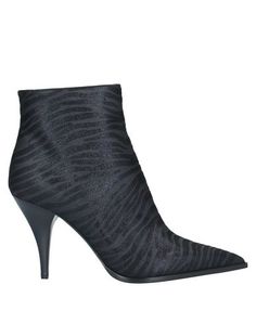 Полусапоги и высокие ботинки Casadei