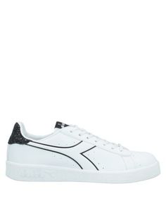 Низкие кеды и кроссовки Diadora