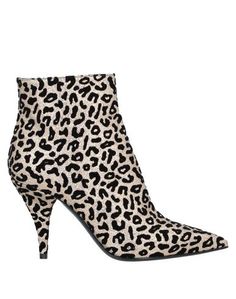 Полусапоги и высокие ботинки Casadei