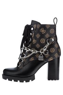 Демисезонные ботинки с металлическим декором Guess