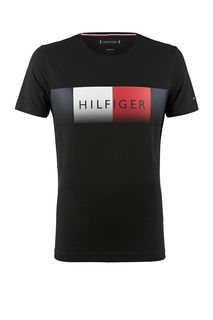 Черная футболка из хлопка с логотипом бренда Tommy Hilfiger