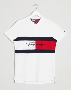 Белое приталенное поло с логотипом-флагом Tommy Hilfiger-Белый