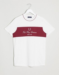 Белая футболка с контрастной вставкой и логотипом Fred Perry-Белый