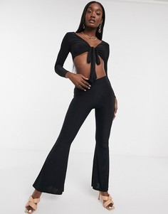 Черный кроп-топ с завязкой и расклешенные брюки Femme Luxe