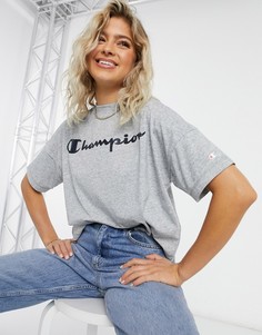 Серый кроп-топ в стиле oversized Champion