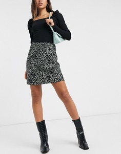 Зеленая мини-юбка косого кроя со звериным принтом ASOS DESIGN-Мульти