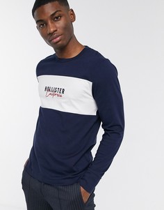 Темно-синий лонгслив с контрастными вставками и логотипом Hollister