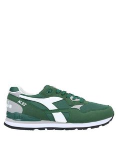 Низкие кеды и кроссовки Diadora