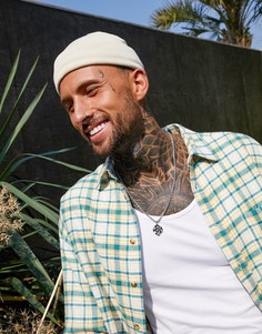 Шапка-бини кремового цвета ASOS DESIGN-Кремовый
