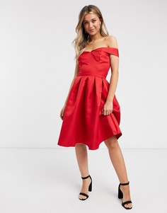 Красное платье миди с открытыми плечами Chi Chi London-Красный